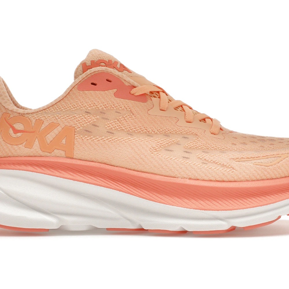 💖Hoka Clifton 9 women’s Cantaloupe Sneakers💖